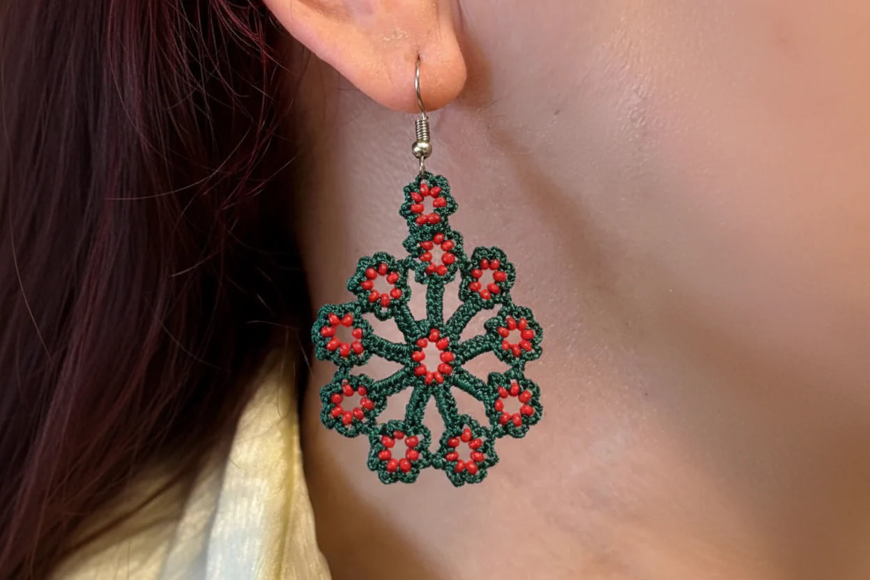 Women’s Handmade Red & Green Daisy Earrings – Artisan Floral Design