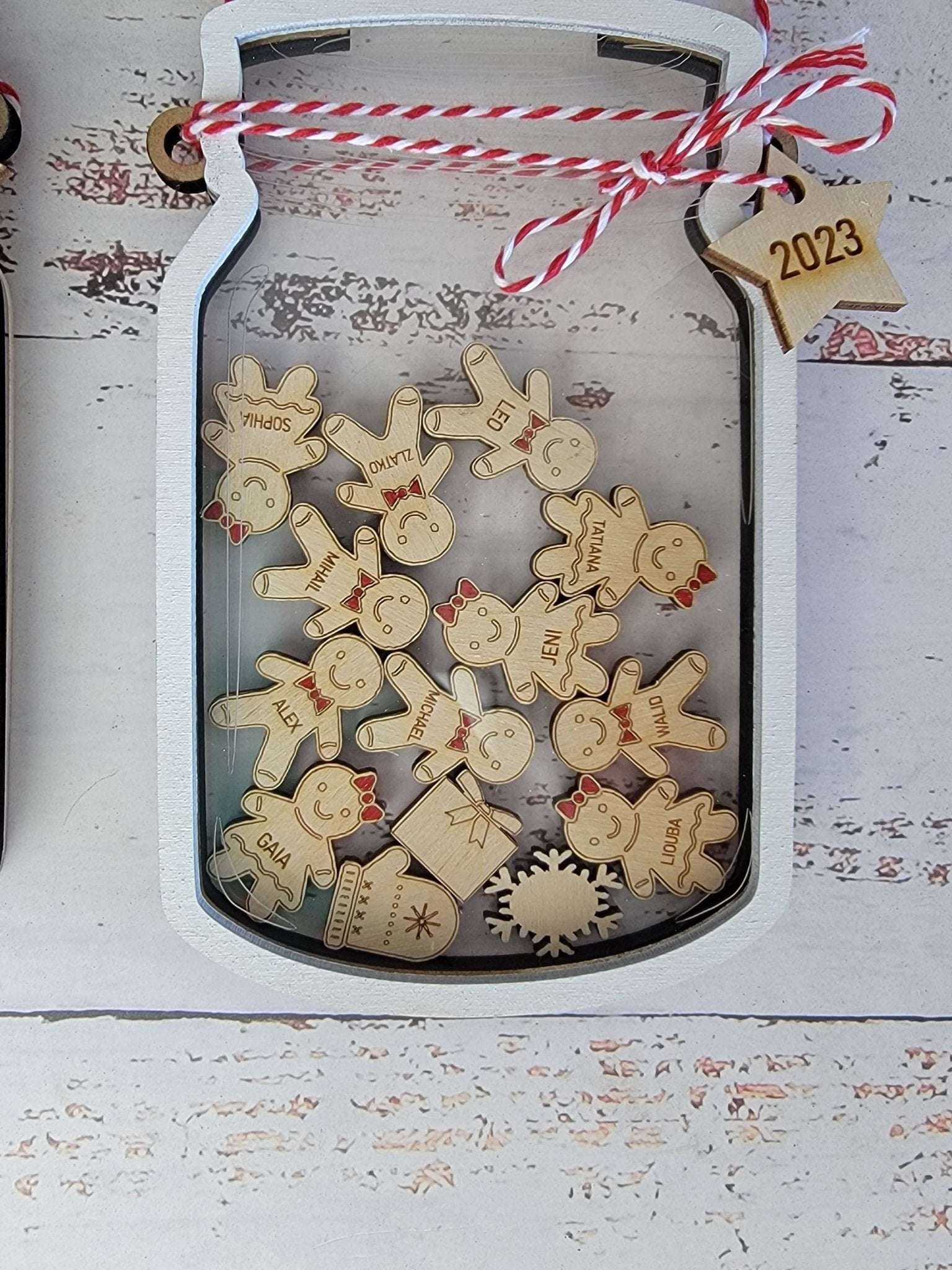2025 Personalized Gingerbread Family Ornament