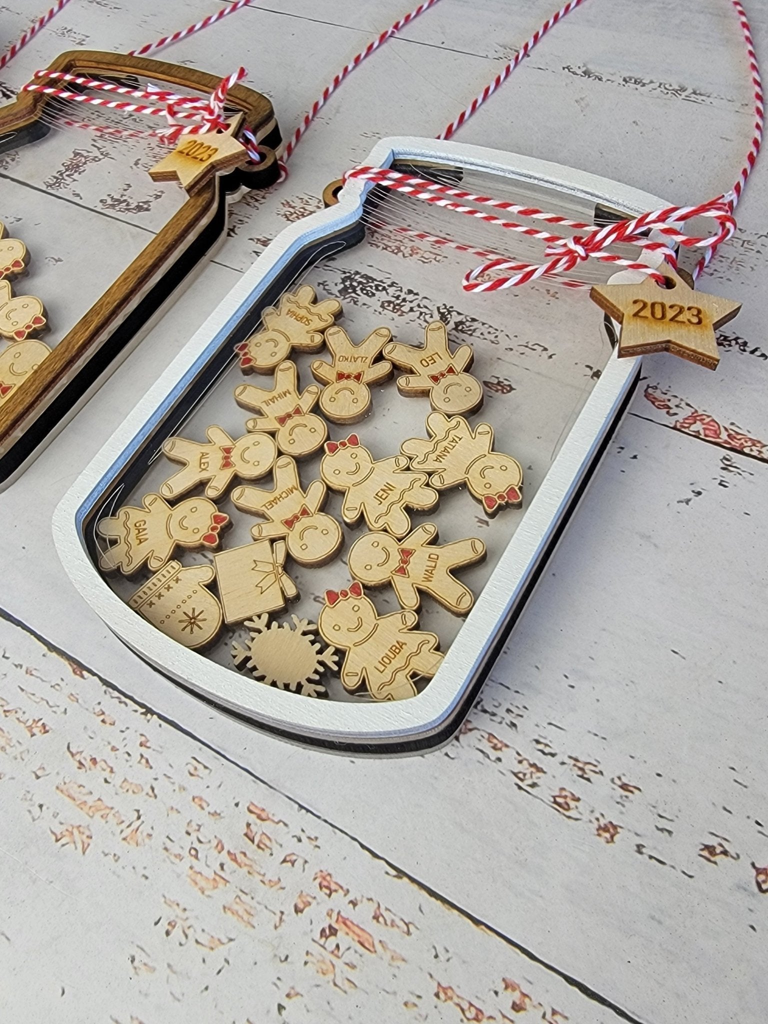 2025 Personalized Gingerbread Family Ornament