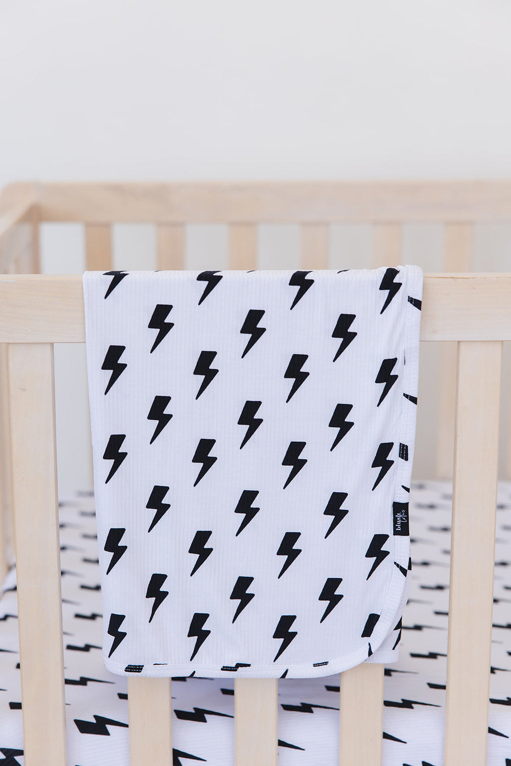 Bowie (ribbed) - Lightweight Blanket