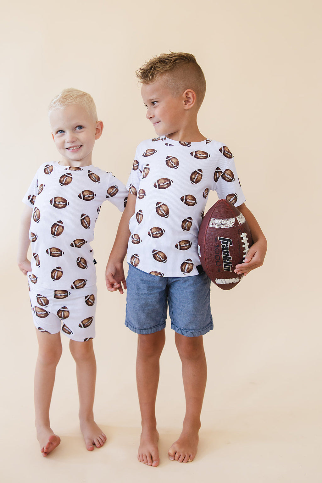 Football (ribbed) - Everyday Tee