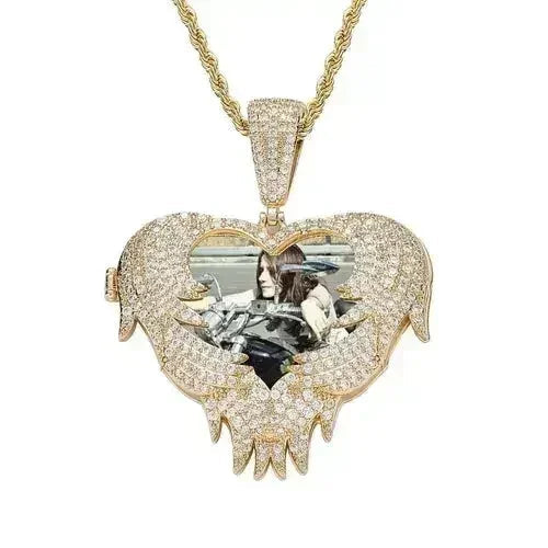 LoveShell™ – Custom Clamshell Heart Photo Pendant | Iced Out Zircon