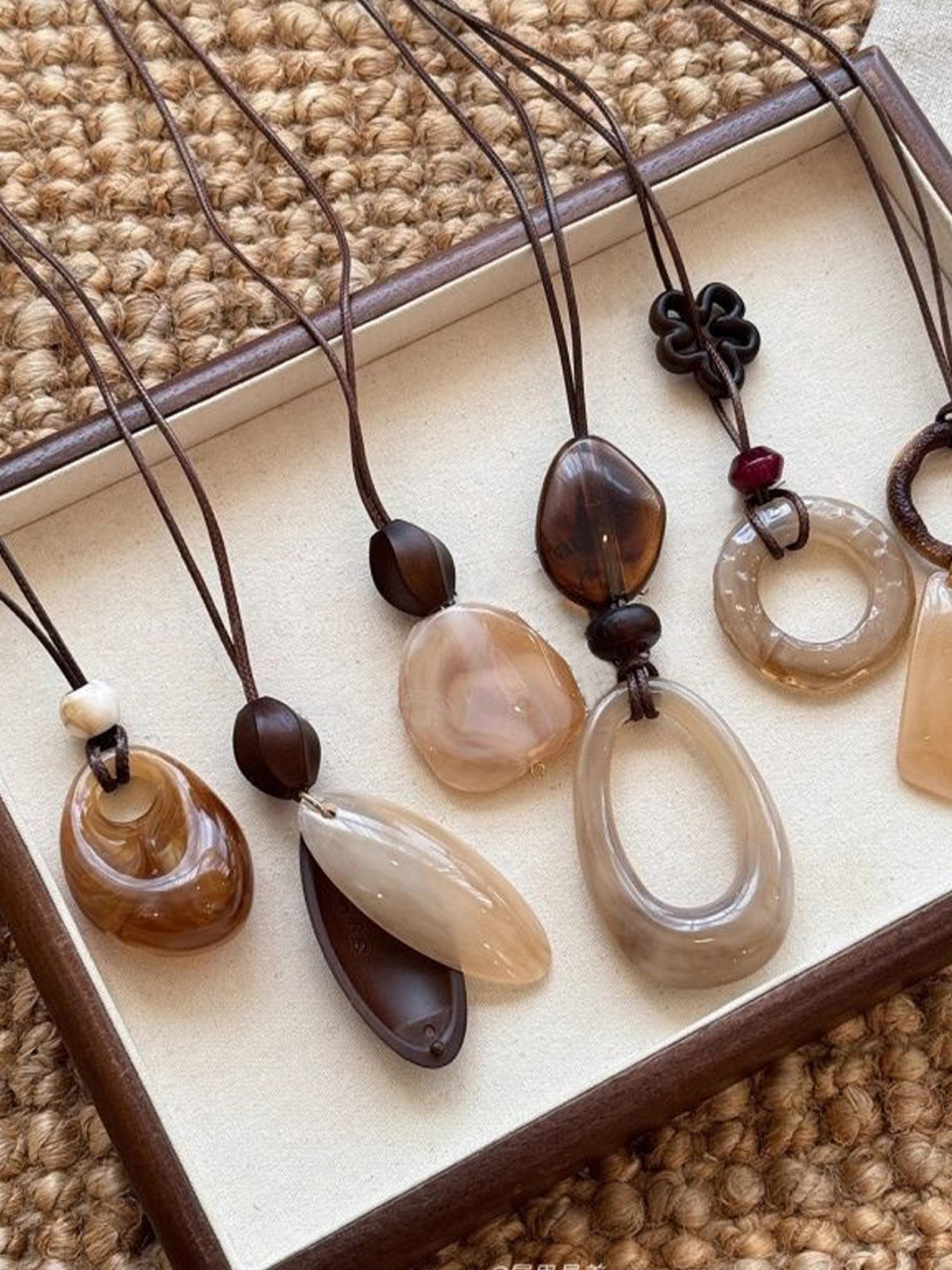Long Pendant Necklace With Marbled Design