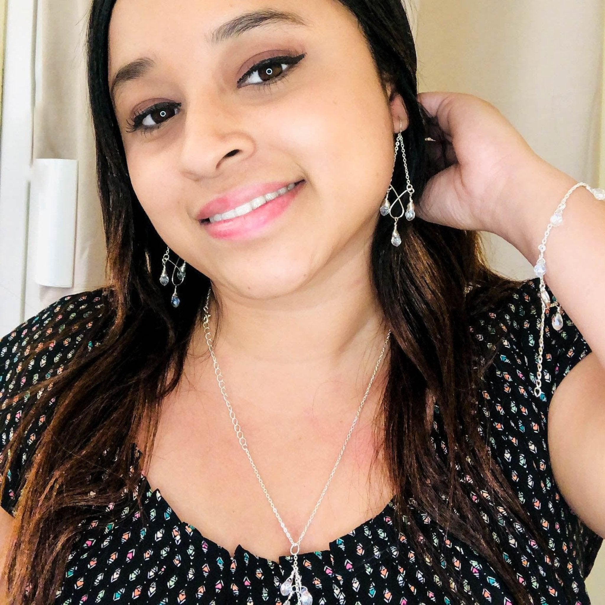 Chandelier earrings