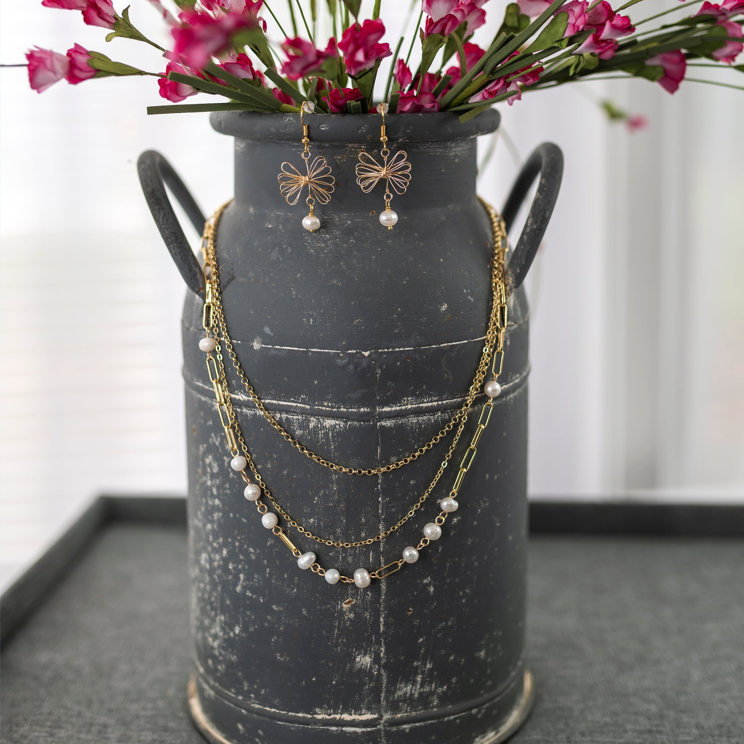 Coquette necklace