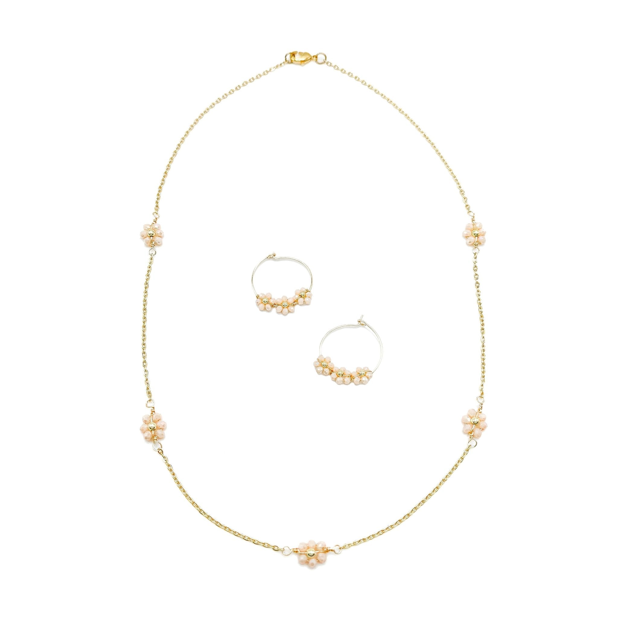 Daisy gold earrings