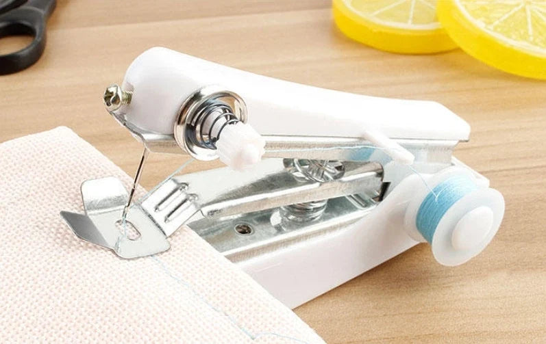 Home handheld portable mini manual sewing machine handheld pocket outdoor travel small sewing machine