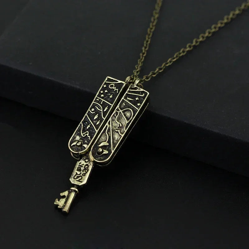 Grimm Box Key Can Open Necklace Bronze Color Alloy Pendant Necklace for Men Women Lolita Vintage Jewelry Accessories Gift