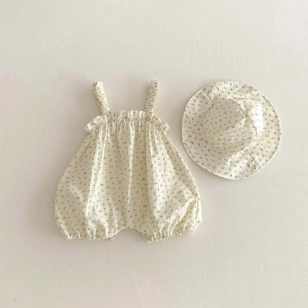 Korean-style summer baby girl thin strap floral jumpsuit hat, baby girl fashion strap jumpsuit, very suitable for travel wear