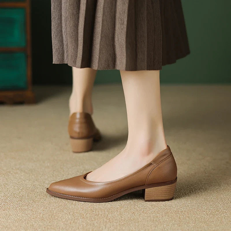 2026 New Spring Women Pumps Shallow Genuine Leather Med Heels Pointed Toe Summer Women Shoes Lady Shoes Leather Shoes