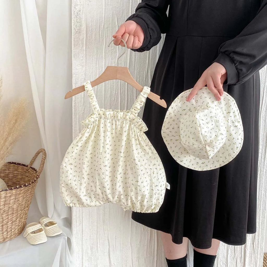 Korean-style summer baby girl thin strap floral jumpsuit hat, baby girl fashion strap jumpsuit, very suitable for travel wear