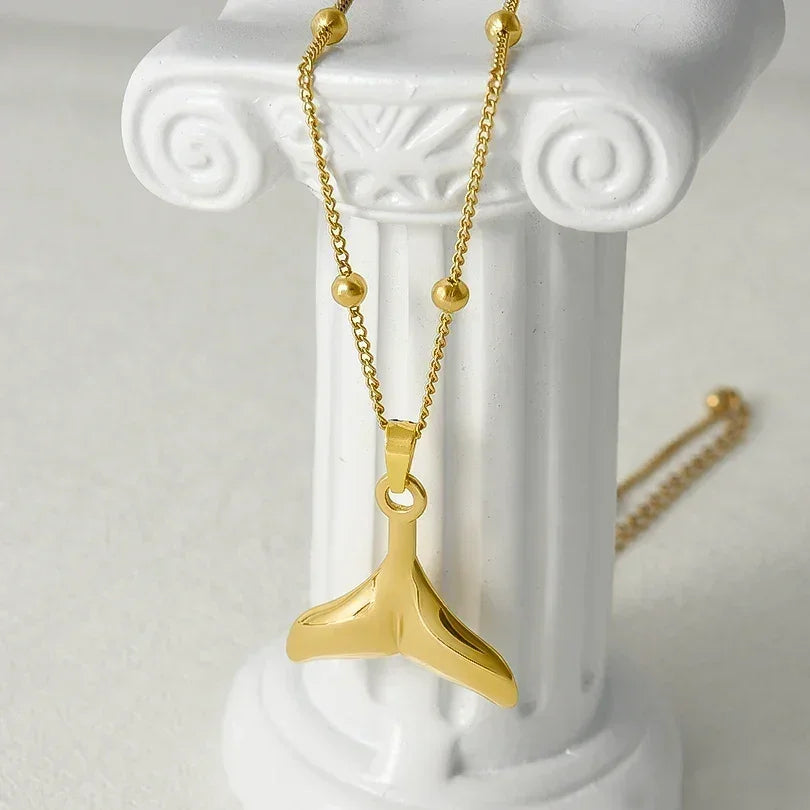 1Pc Temperament Fashion Summer Beach Blue Marine Life Sea Horse Shell Turtle Mini Fish Bead Necklace Classic Clavicle Chain