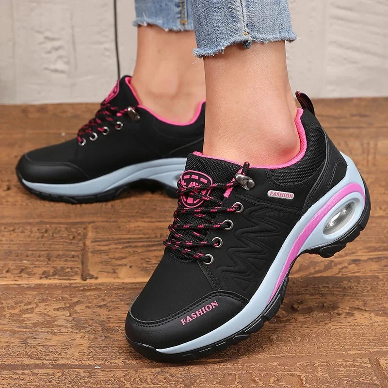 Fashionable Women's Black Genuine Leather Sports Shoes  Breathable and Comfortable Sports Shoes Suitable for Daily Use Exercise