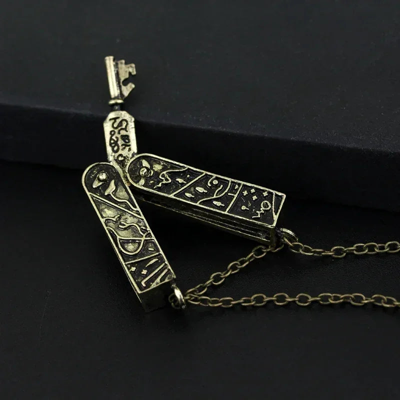 Grimm Box Key Can Open Necklace Bronze Color Alloy Pendant Necklace for Men Women Lolita Vintage Jewelry Accessories Gift