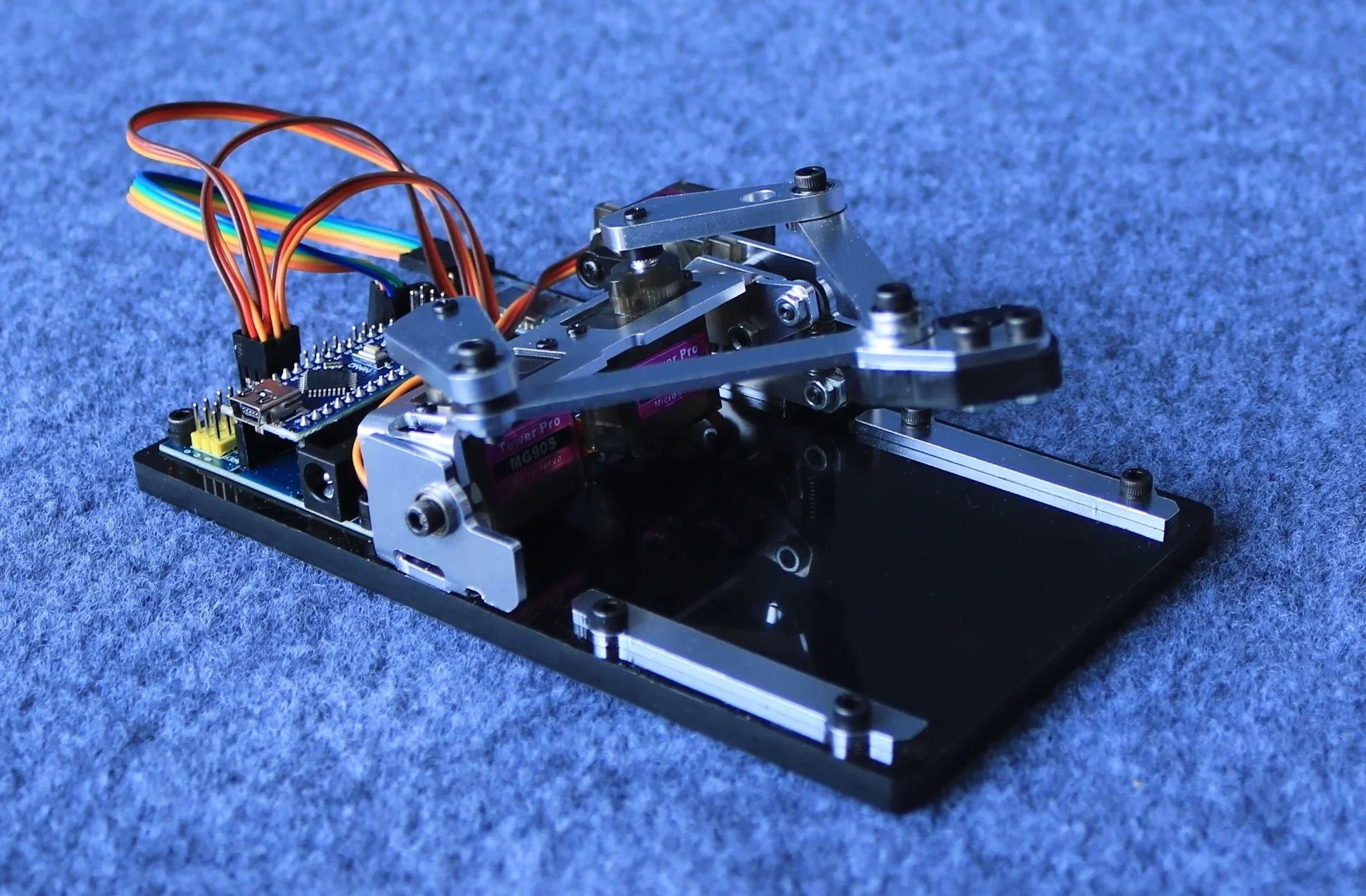 Arduino Drawing Board Robotic Arm,diy Drawing Robot,programming Learning Kit for University and High School Students,APP Control