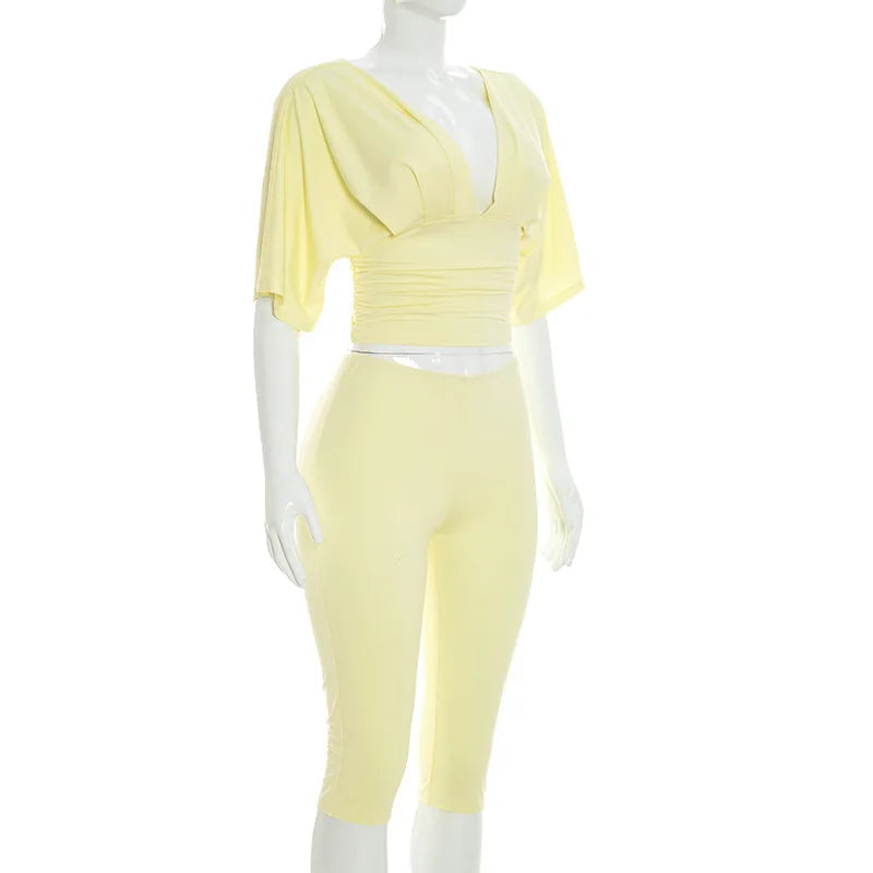 Women Sexy 2 Piece Pant Sets Summer Club Party Batwing Sleeve V Neck Crop Top Capri Pants Matching Set Beach Vacation Outfits