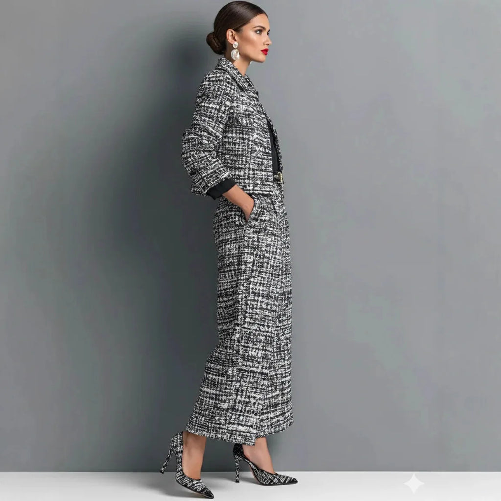 Fashionable Commuter Women's Suit Casual Solid Color Lapel Cardigan Short Jacket Paired With Loose Wide-leg Pants Two-piece Set