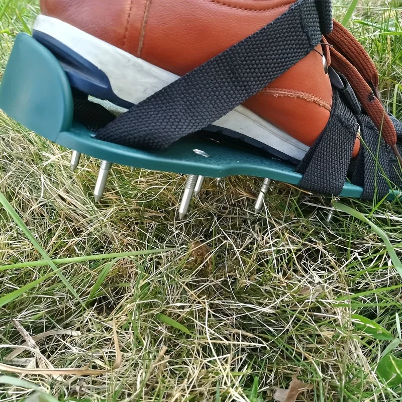 Lawn Gardening Ventilation Nail Shoes, Adjustable Drilling Work Boots, Anti Slip Sole Suitable for Lawn Mowing Work Nail Shoes