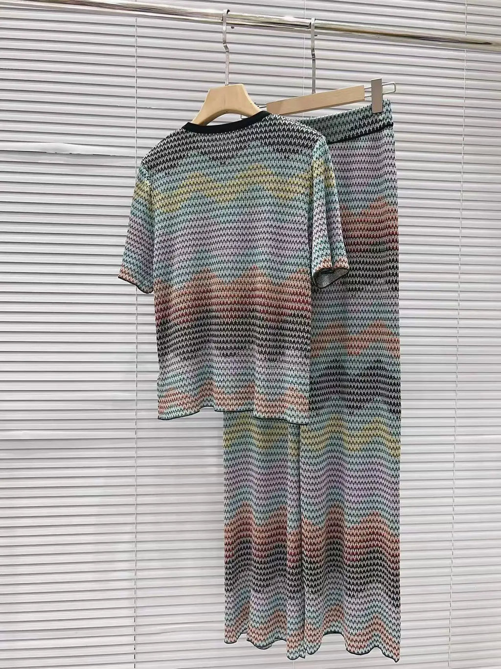 CHUJIE 2026 Summer New, Stylish And Versatile, Round Neck Colorful Contrast Striped, Short-sleeve Knitted Top + Trousers Set