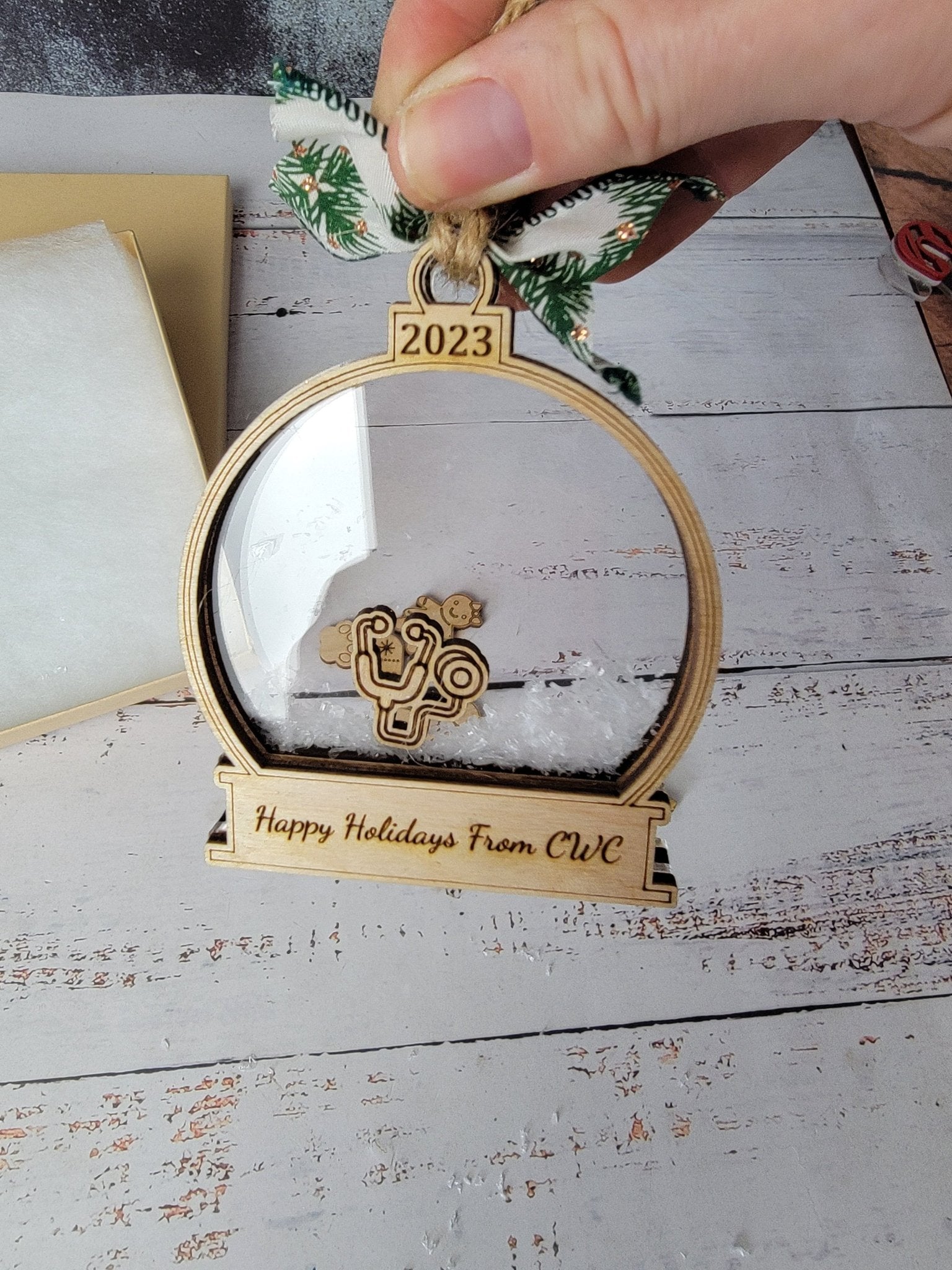 Build an Ornament Snowglobe Edition