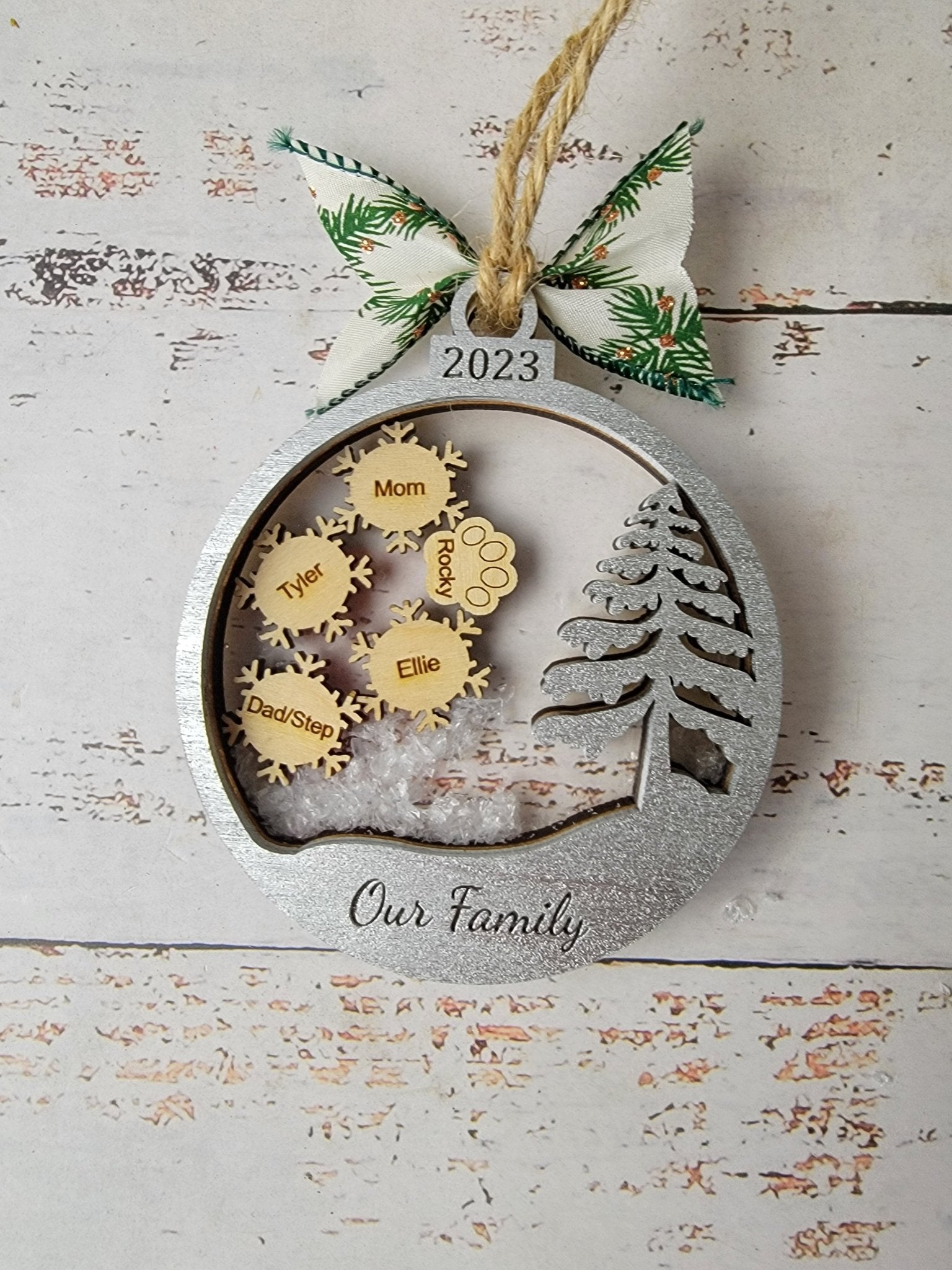 2025 Personalized Snow Globe Family Ornament