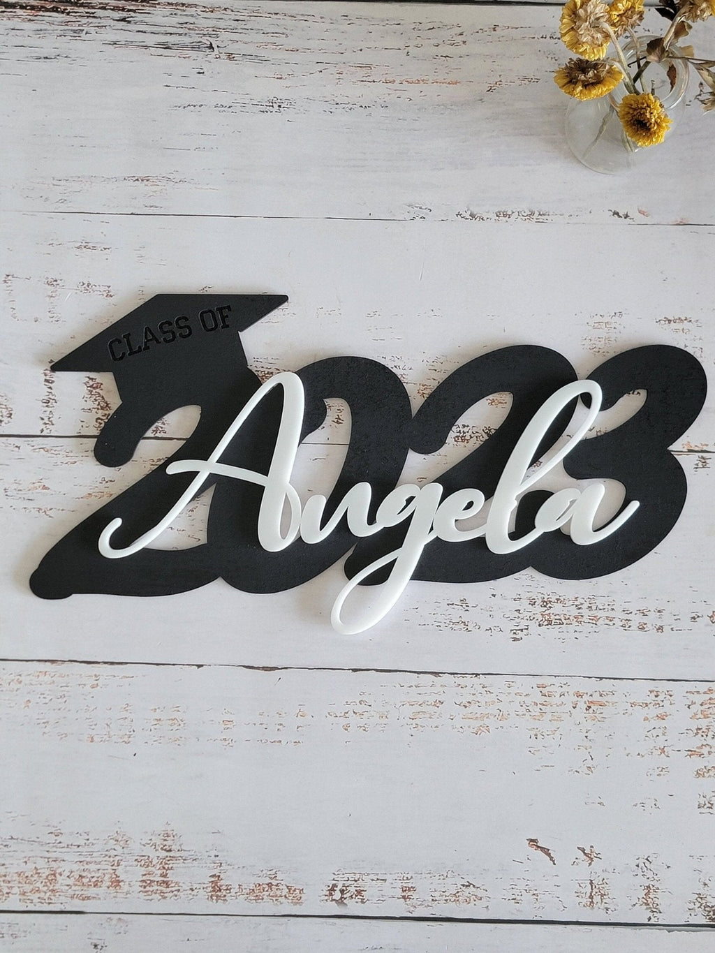 2026 Graduation Cap Wood Sign