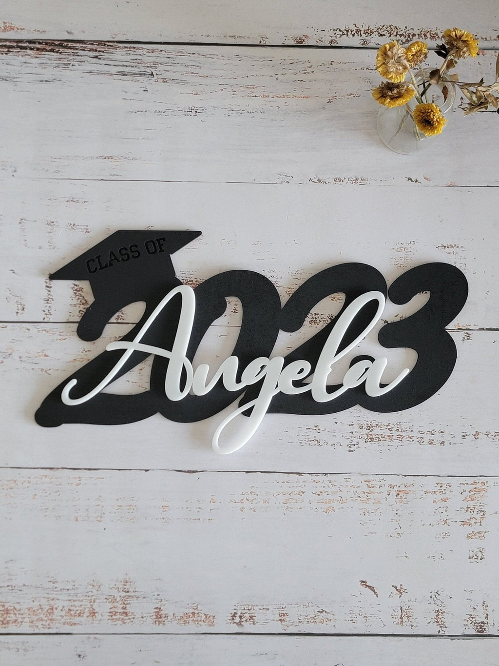 2026 Graduation Cap Wood Sign